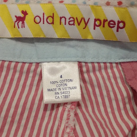 Old Navy Prep Shorts - Picture 5 of 5